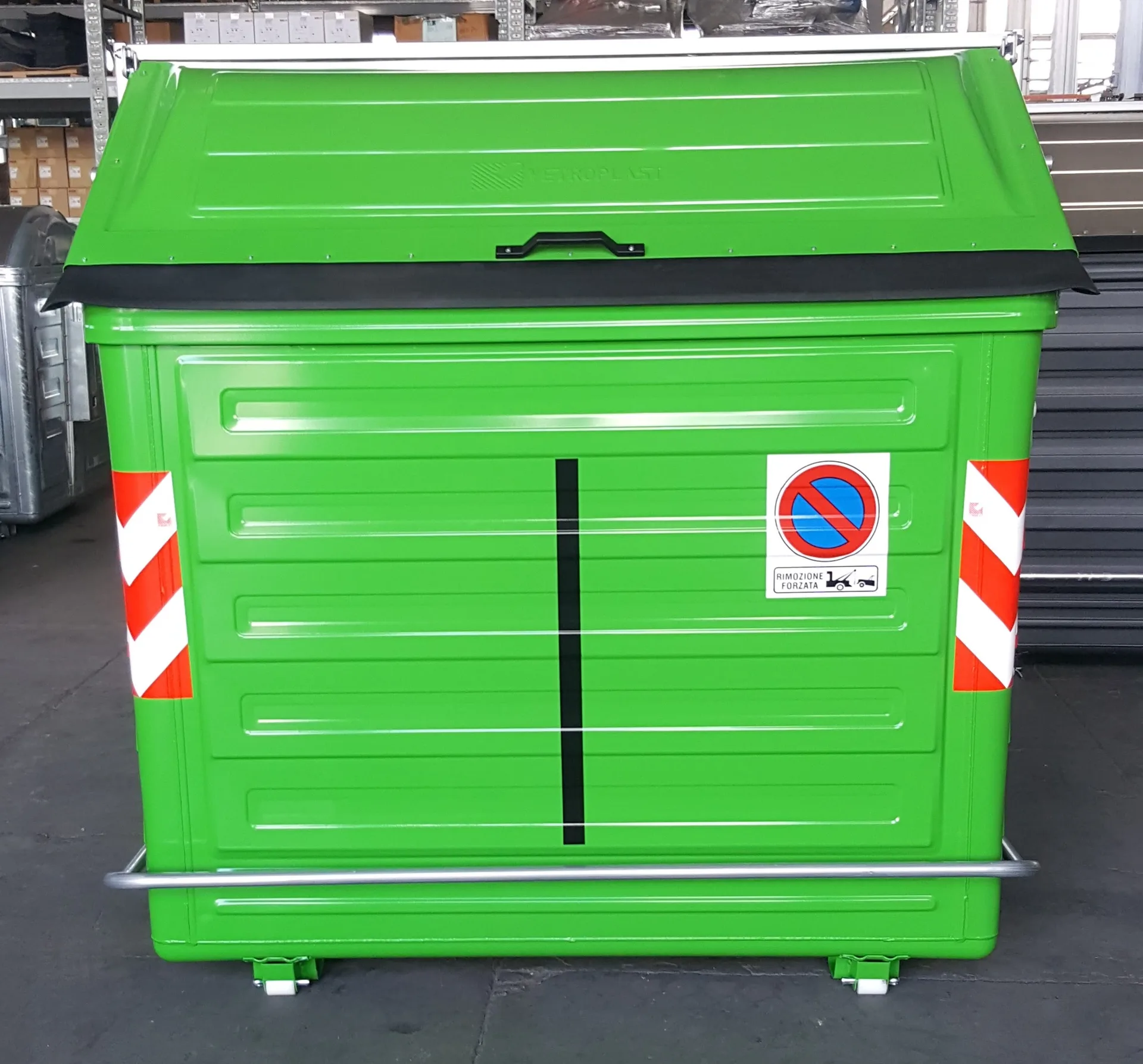 Cassonetto Vetroplast Euro 3200 per raccolta differenziata
