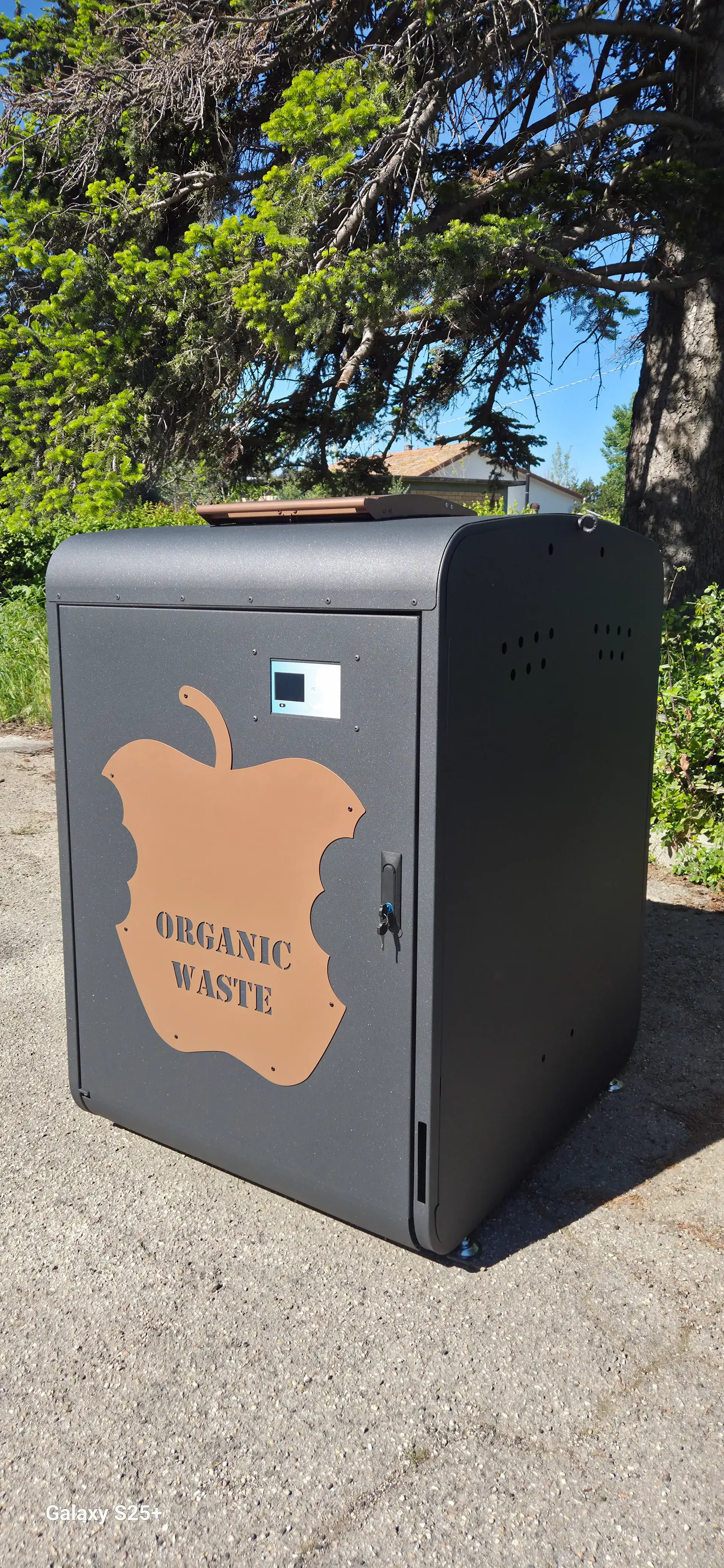 Green Point 360 Vetroplast in contesto pubblico