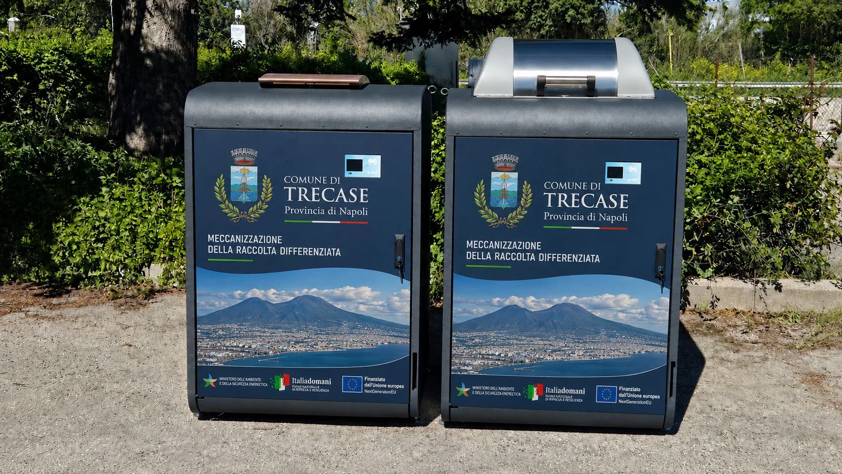 Isola ecologica Vetroplast Green Point 360 in sito