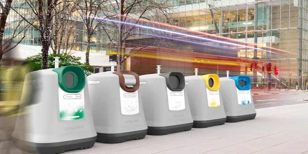 Above-ground bilateral bell containers in rotationally moulded polyethylene, top loading and bottom emptying