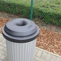 Semi-underground polyethylene litter bins, 200 L or 300 L, with aluminium lid, suited to any urban setting such as sports clubs, gardens, and more.