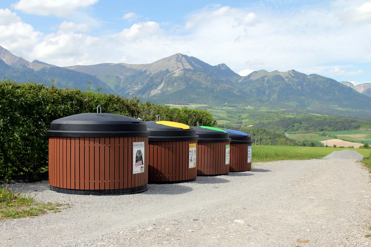 ZBin Traflux con coperture colorate personalizzate
